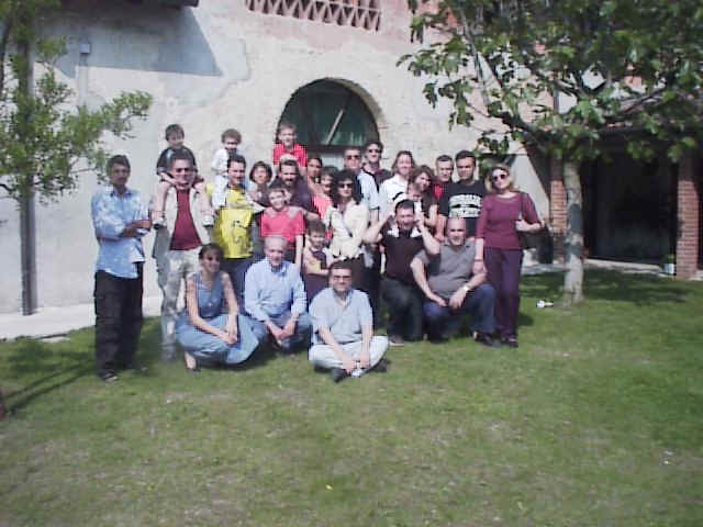 wpe40.jpg (37178 bytes)
